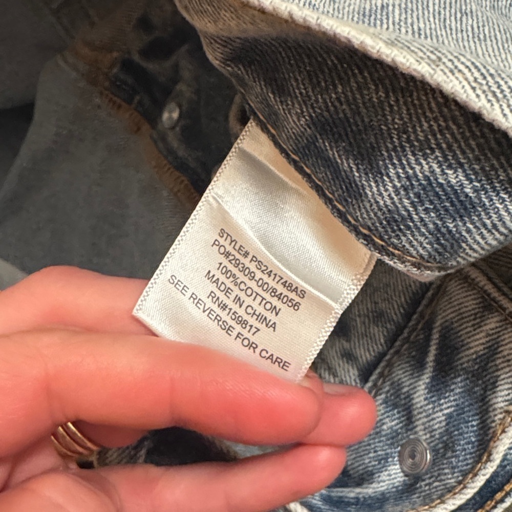 Altar’d state Distressed Denim Shorts - Picture 6 of 6